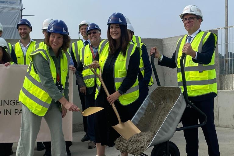 Topping out ceremony - Alexandra Gate