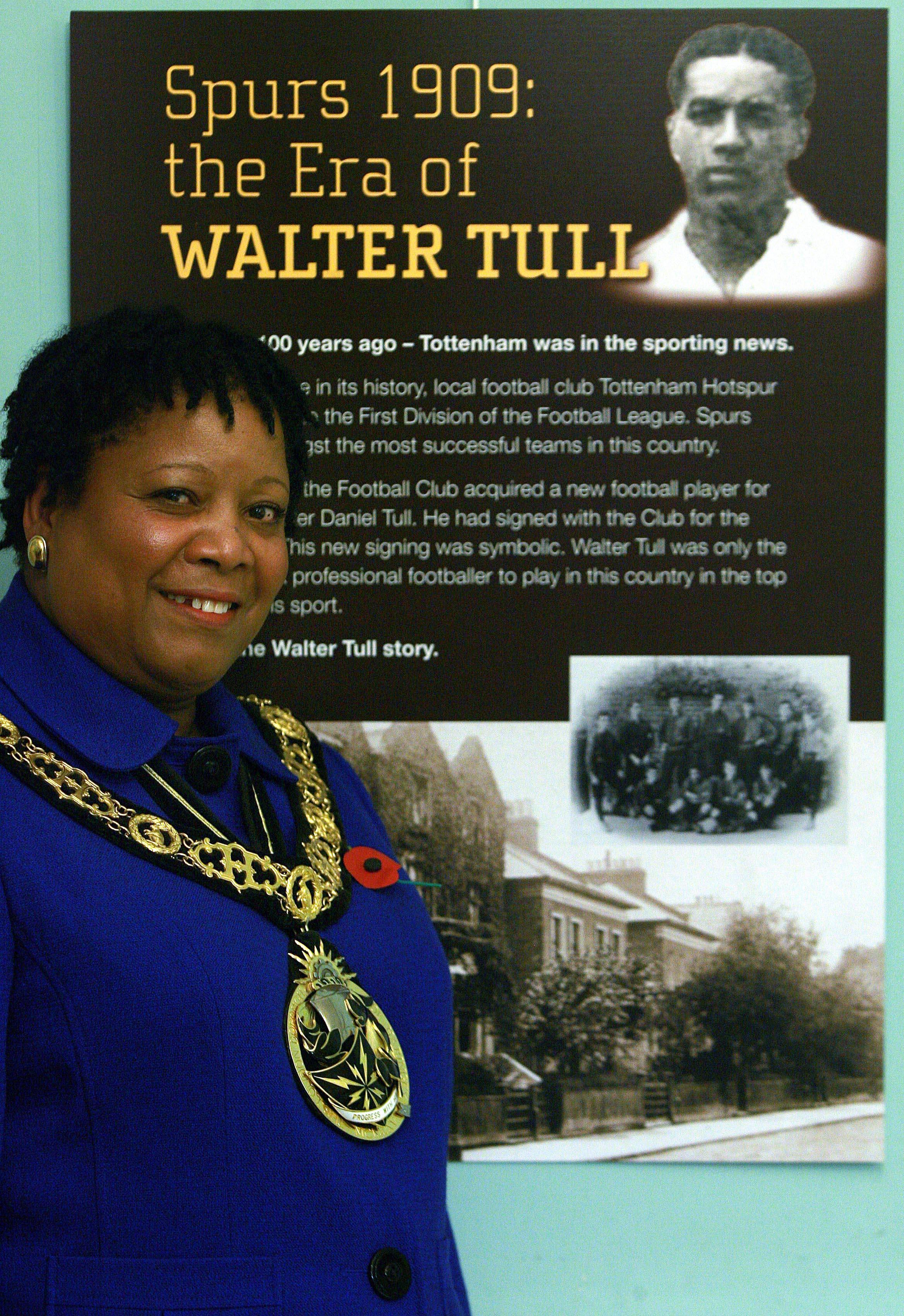 Mayor of Haringey Cllr Bernice Vanier unveils exhibition to Walter Tull in 2009